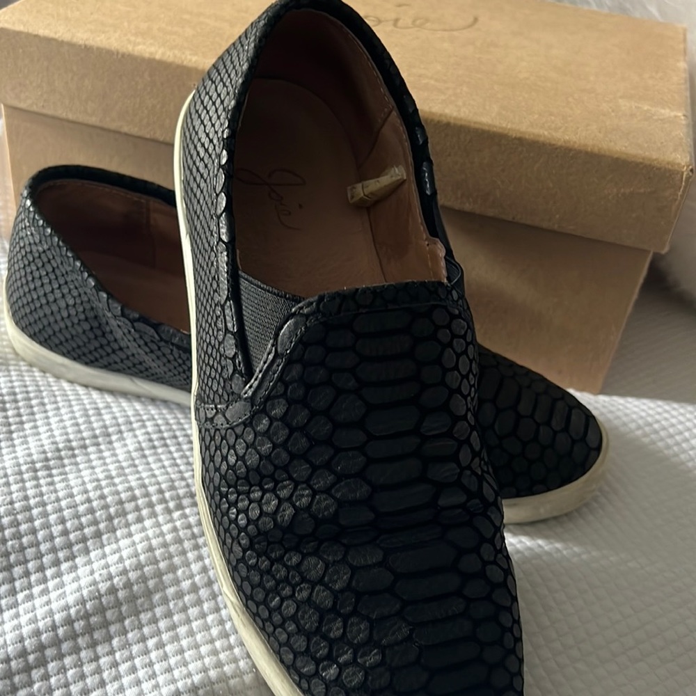 Style - Picture 2 of 6